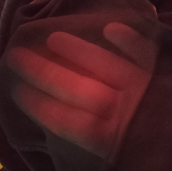 NWT🎁FREE GIFT INCLUDED Shimmering Glitter V-neck Long-Sleeves Blouse Women - Picture 9 of 12